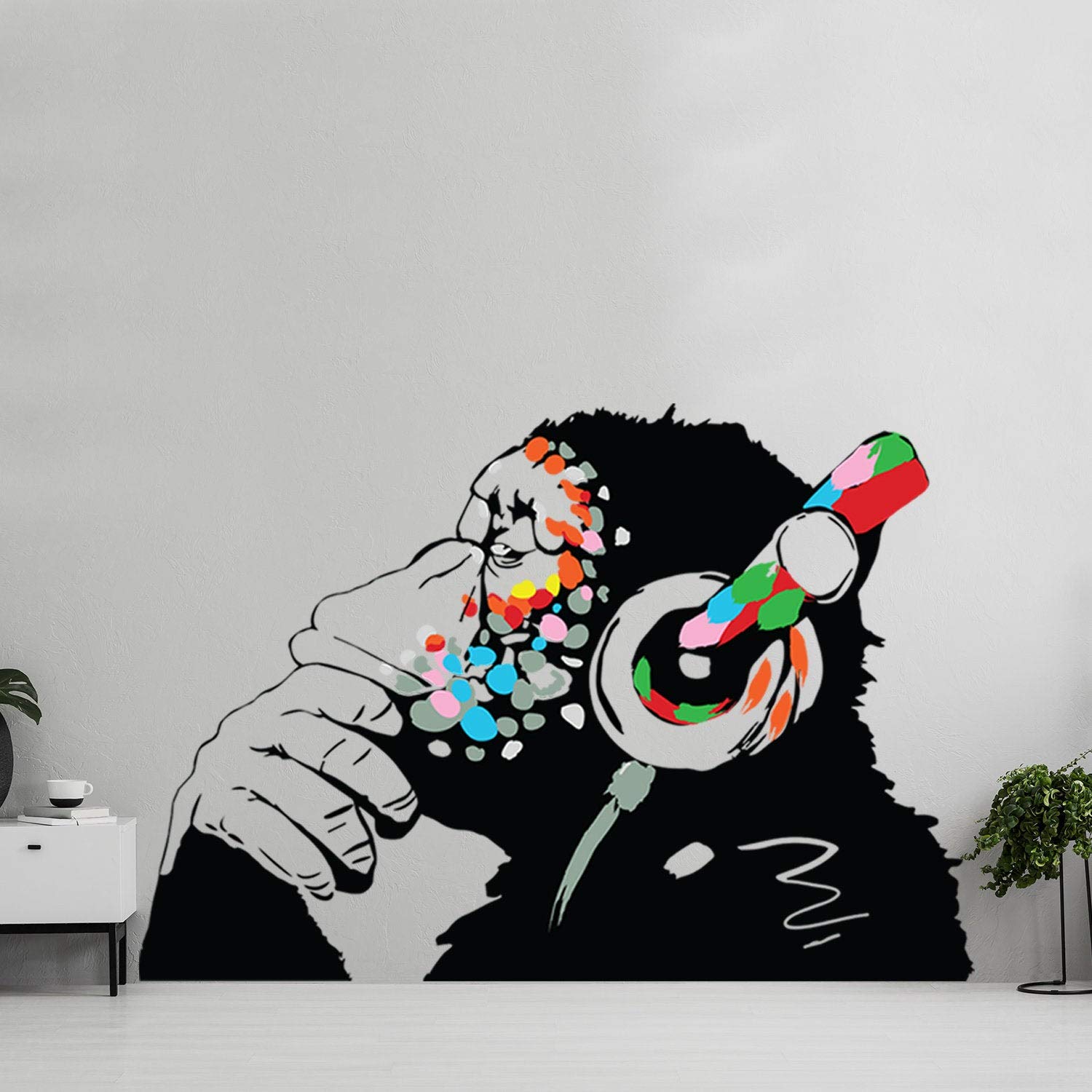 バンクシーグラフィティDJモンキーヘッドフォン　ビニールステッカー Amazon.com: Banksy Thinking Monkey Sticker - Art Vinyl